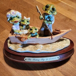 The Fishing Trip‎ Figurine by Leonardo
